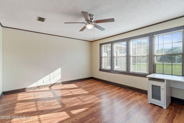 309 E RIVER Road, East Palatka, FL 32131