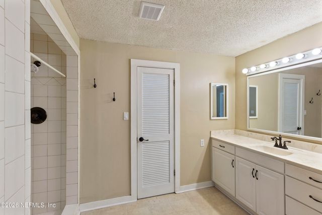 309 E RIVER Road, East Palatka, FL 32131