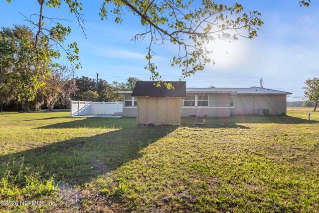 309 E RIVER Road, East Palatka, FL 32131