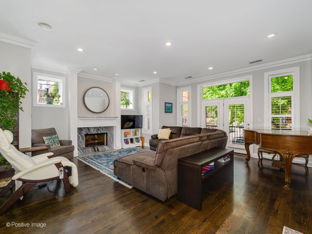 1615 N Claremont Avenue 1S, Chicago, IL 60647