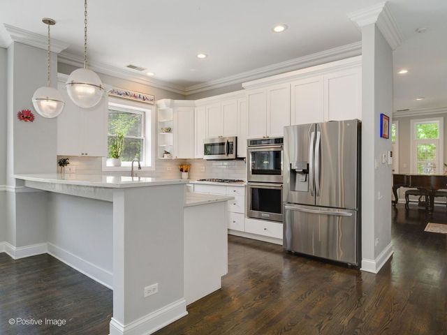 1615 N Claremont Avenue 1S, Chicago, IL 60647