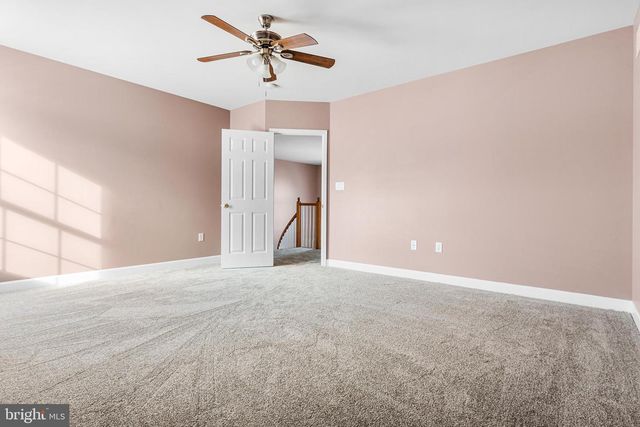 114 FARM VIEW CT, Douglassville, PA 19518