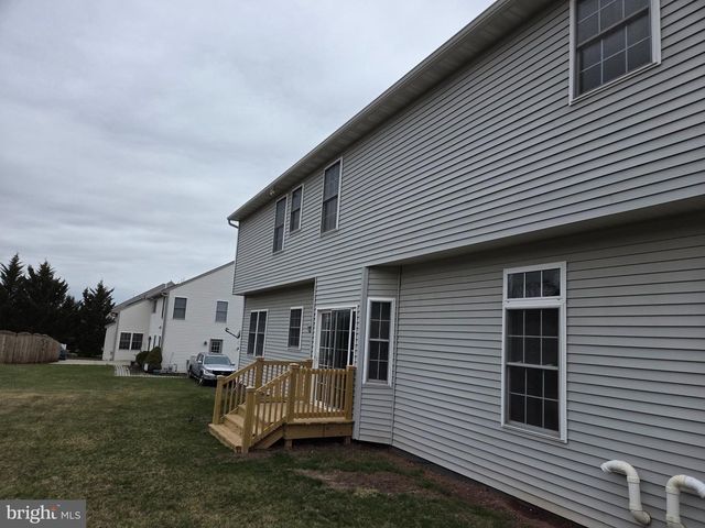 114 FARM VIEW CT, Douglassville, PA 19518