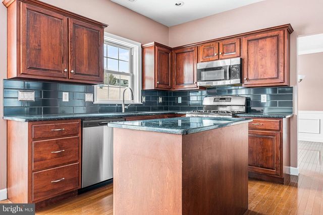 114 FARM VIEW CT, Douglassville, PA 19518