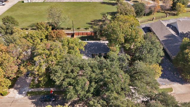 1400 Lorrie Drive, Richardson, TX 75080