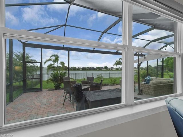3271 Baravaldo CIR, Cape Coral, FL 33909