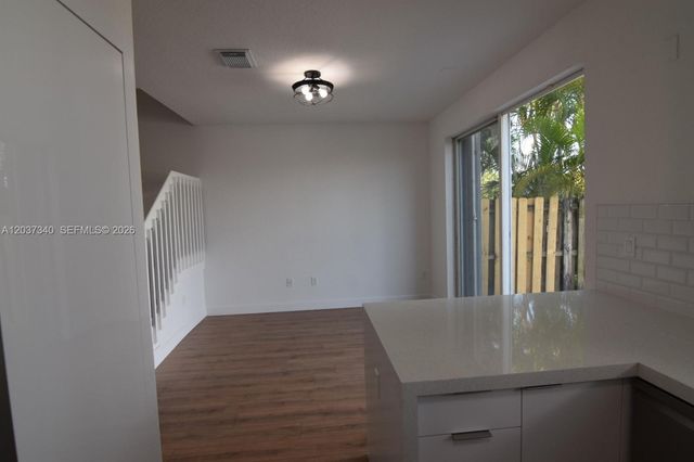 7848 NW 114th Path 7848, Doral, FL 33178