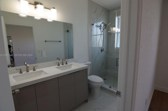 7848 NW 114th Path 7848, Doral, FL 33178