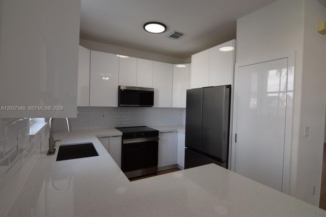 7848 NW 114th Path 7848, Doral, FL 33178