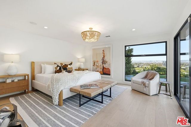 6321 Riggs Place, Los Angeles, CA 90045