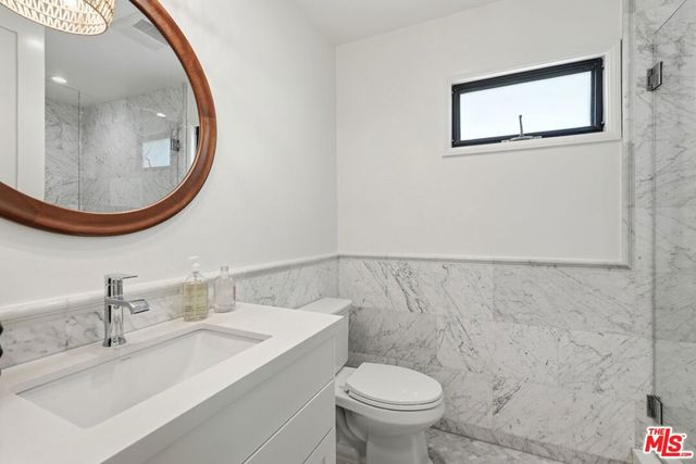 6321 Riggs Place, Los Angeles, CA 90045