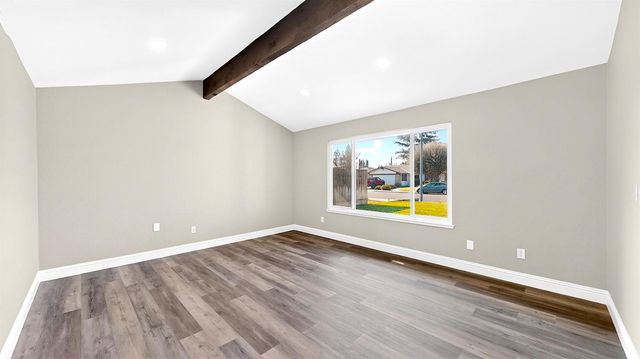 990 Shawnan Dr, Turlock, CA 95380