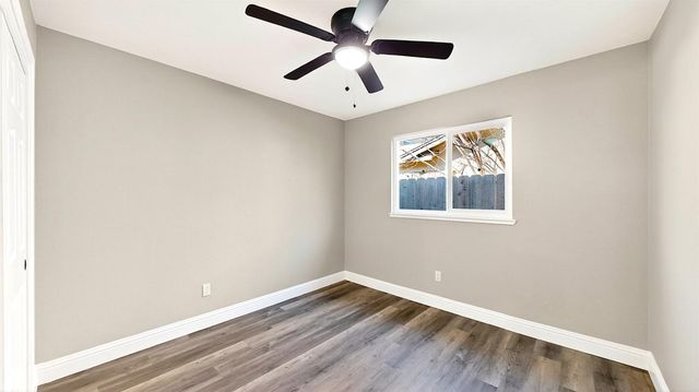 990 Shawnan Dr, Turlock, CA 95380