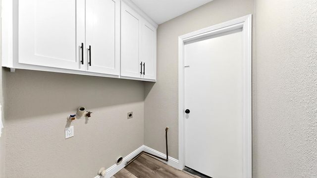 990 Shawnan Dr, Turlock, CA 95380