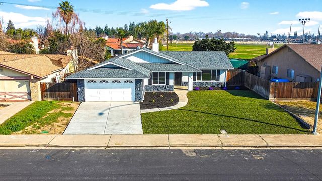 990 Shawnan Dr, Turlock, CA 95380