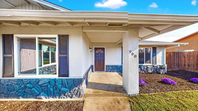 990 Shawnan Dr, Turlock, CA 95380