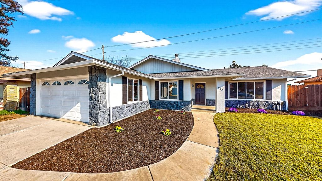 990 Shawnan Dr, Turlock, CA 95380