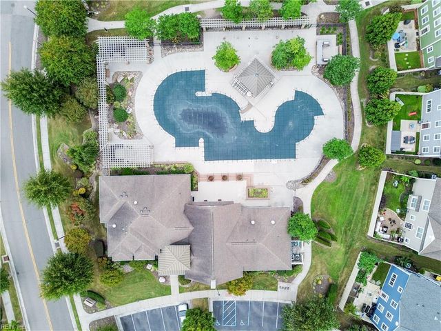 4265 Kenton LN, Virginia Beach, VA 23456