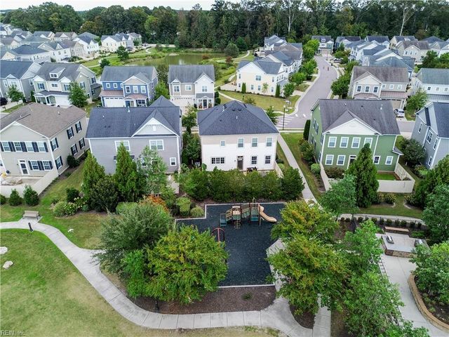 4265 Kenton LN, Virginia Beach, VA 23456