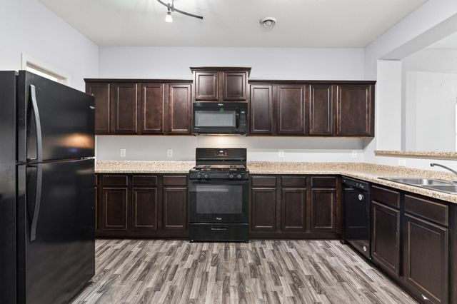 19040 Sanford Avenue, Big Lake, MN 55309