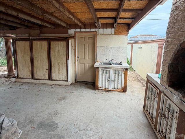 937 Whitewing Street, Roma, TX 78584