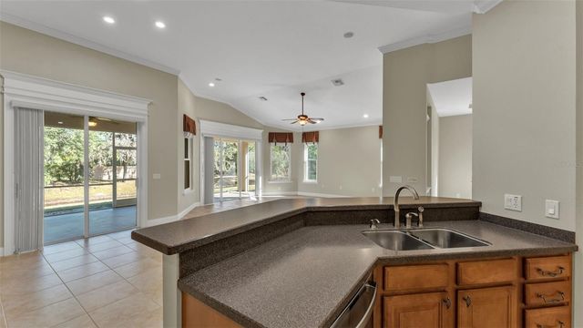 8288 LAKE JAMES DRIVE, Lakeland, FL 33810