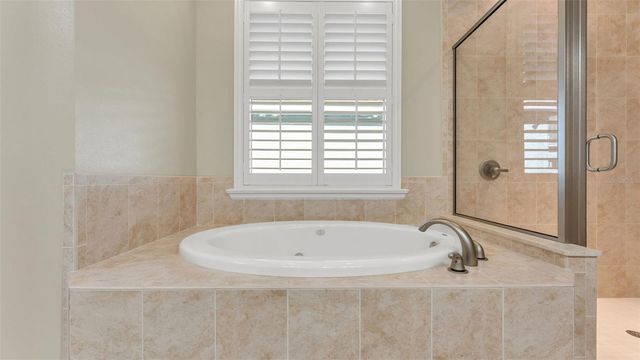 8288 LAKE JAMES DRIVE, Lakeland, FL 33810