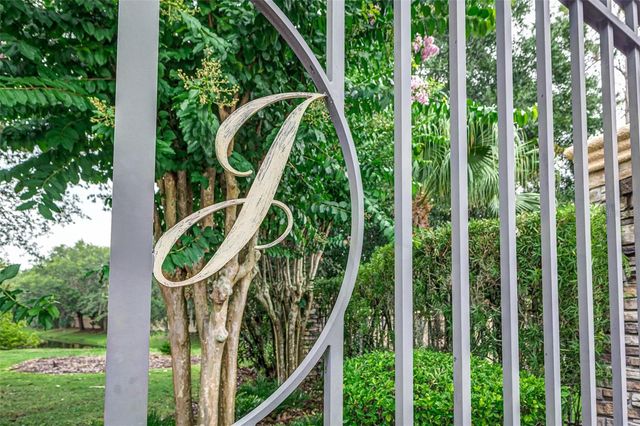 8288 LAKE JAMES DRIVE, Lakeland, FL 33810