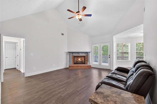 162 Loam Drive, Mcdonough, GA 30252