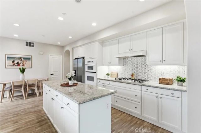 21245 Alanis, Huntington Beach, CA 92648