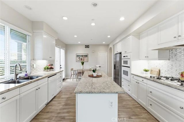 21245 Alanis, Huntington Beach, CA 92648