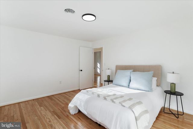 55 FULKS TER, Martinsburg, WV 25405