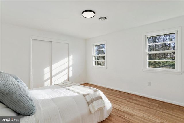 55 FULKS TER, Martinsburg, WV 25405