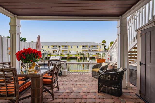 5215 COQUINA KEY DRIVE SE A, St Petersburg, FL 33705