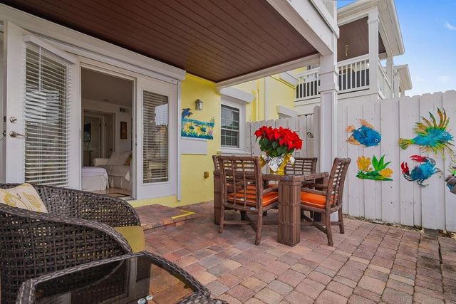 5215 COQUINA KEY DRIVE SE A, St Petersburg, FL 33705