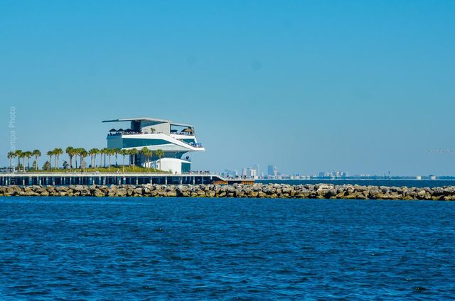 5215 COQUINA KEY DRIVE SE A, St Petersburg, FL 33705