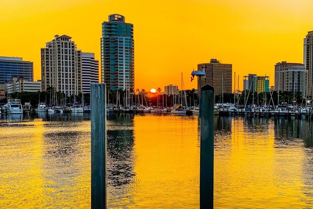 5215 COQUINA KEY DRIVE SE A, St Petersburg, FL 33705