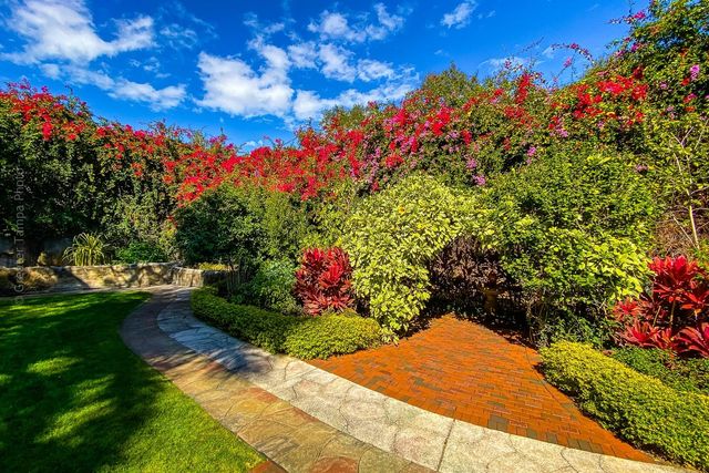 5215 COQUINA KEY DRIVE SE A, St Petersburg, FL 33705