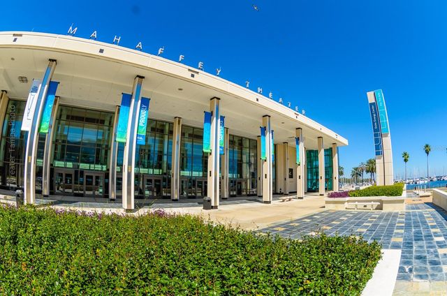 5215 COQUINA KEY DRIVE SE A, St Petersburg, FL 33705