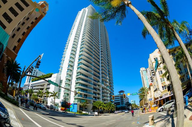 5215 COQUINA KEY DRIVE SE A, St Petersburg, FL 33705