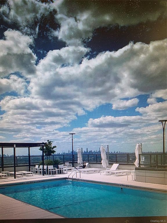 110-11 Queens Blvd 33A, Forest Hills, NY 11375 — photo 2