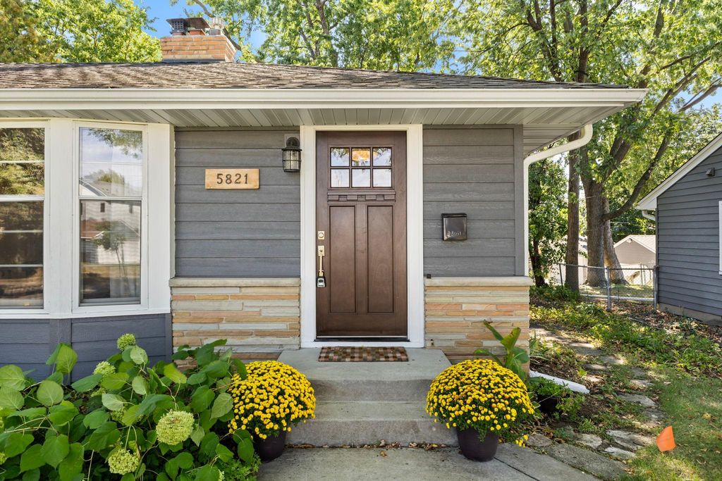5821 Irving Avenue S, Minneapolis, MN 55419 — photo 2