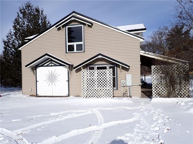 S 1095 140th Street, Fall Creek, WI 54742