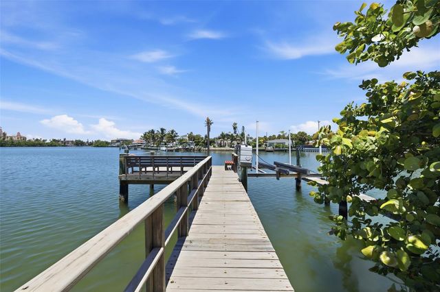 3666 BELLE VISTA DRIVE E, St Petersburg, FL 33706