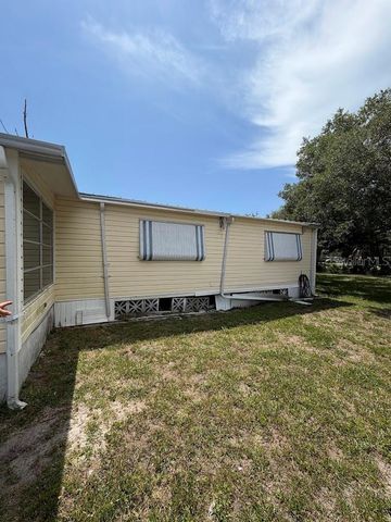 833 JOLANDA CIRCLE, Venice, FL 34285