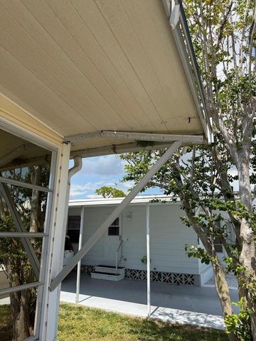 833 JOLANDA CIRCLE, Venice, FL 34285