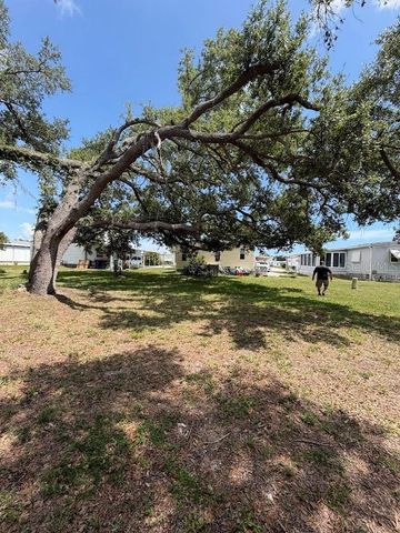 833 JOLANDA CIRCLE, Venice, FL 34285