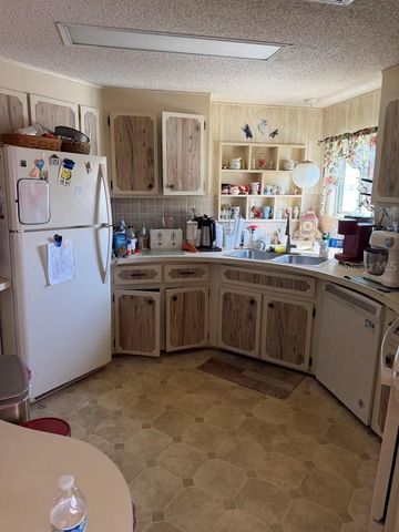 833 JOLANDA CIRCLE, Venice, FL 34285