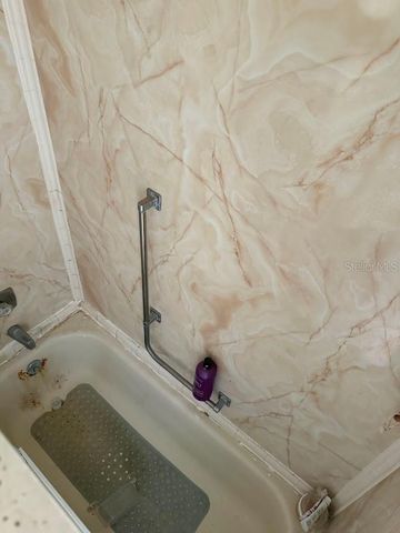 833 JOLANDA CIRCLE, Venice, FL 34285