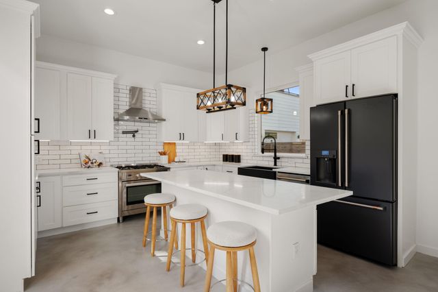 2302 Euclid Ave 1, Austin, TX 78704